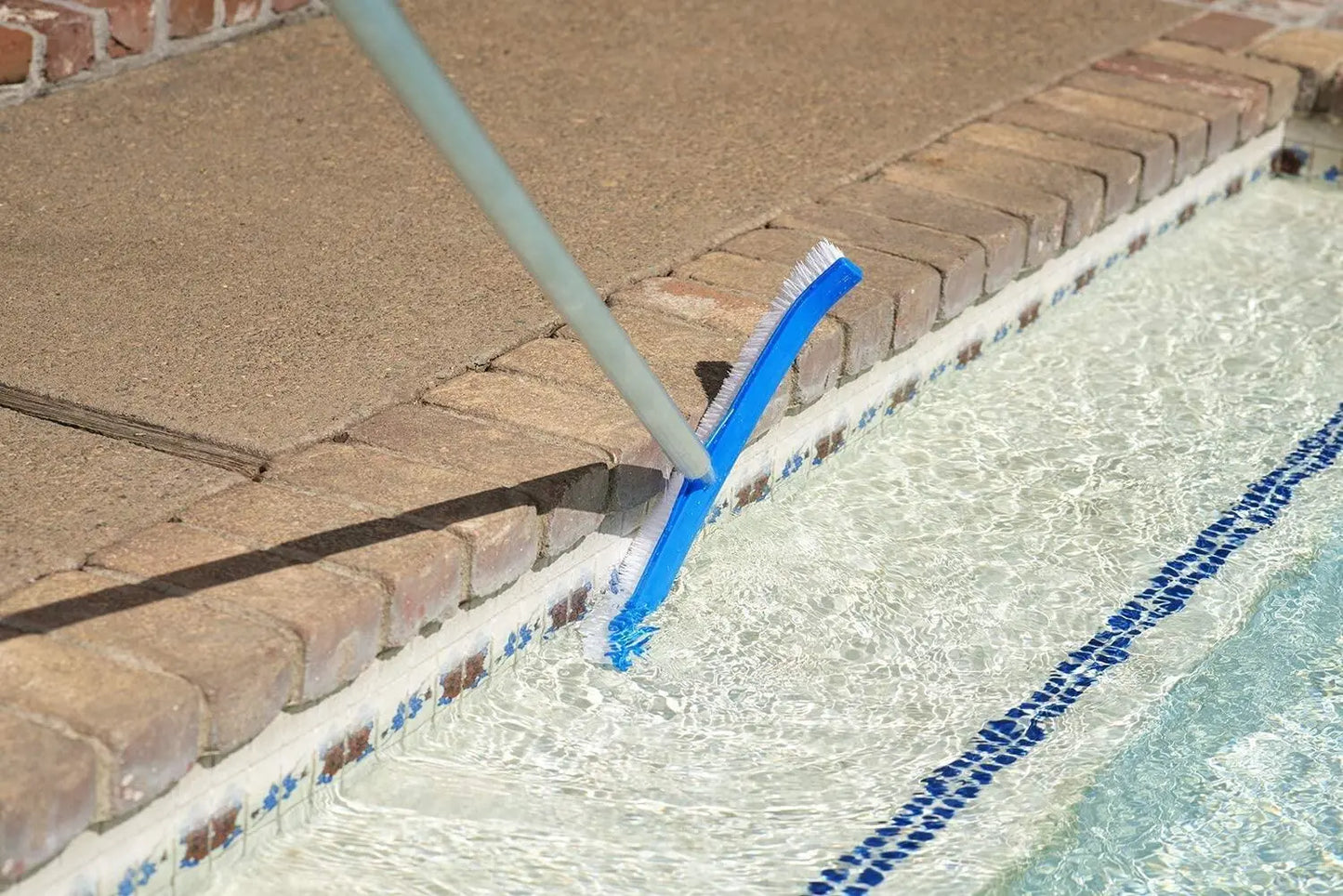 Standard 18" Pool Brush M-90136 American Classic